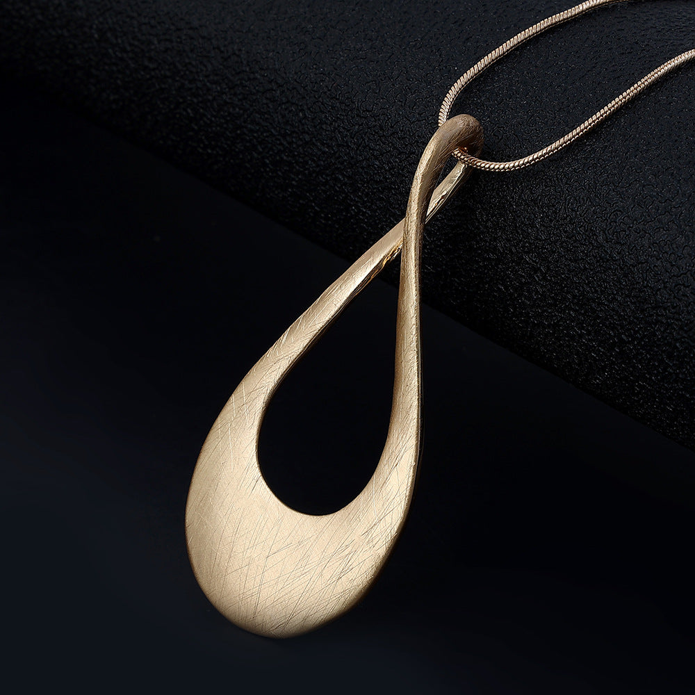 Teardrop Pendant Necklace