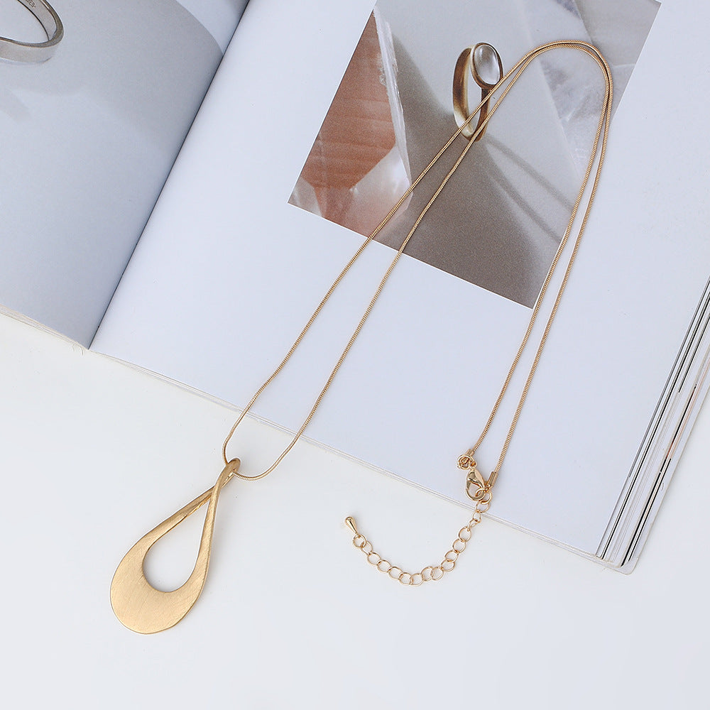 Teardrop Pendant Necklace